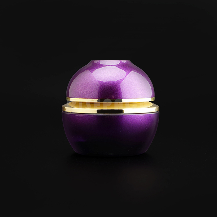 Round cream jar