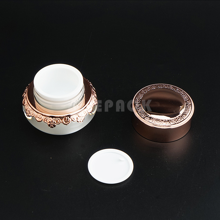 Luxury Acrylic Plastic Lotion Bottle Set