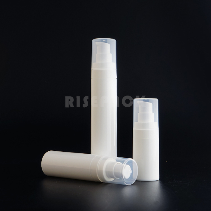 Airless lotion bottle