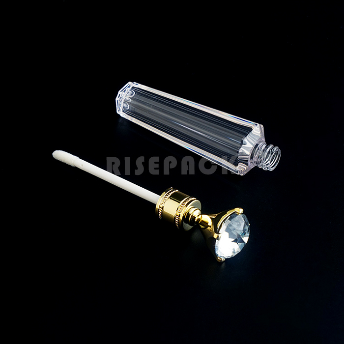 Lip gloss tube cosmetic packaging