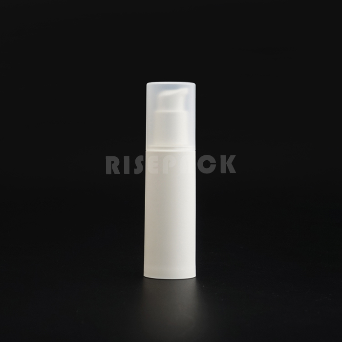 Airless lotion bottle