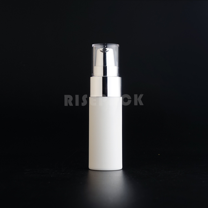 Airless lotion bottle