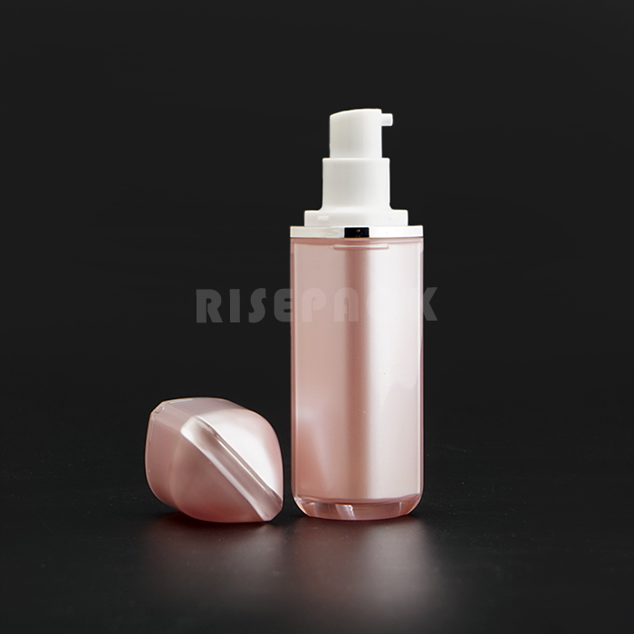 Airless lotion bottle