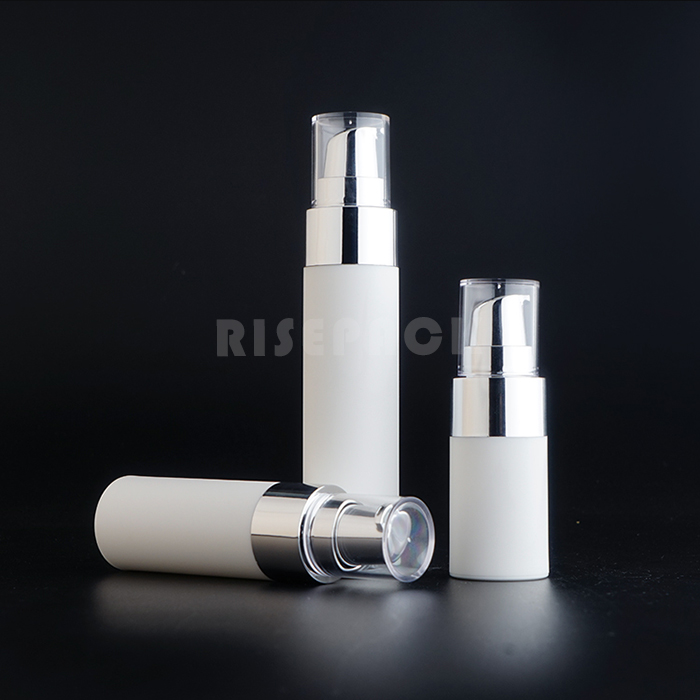 Airless lotion bottle