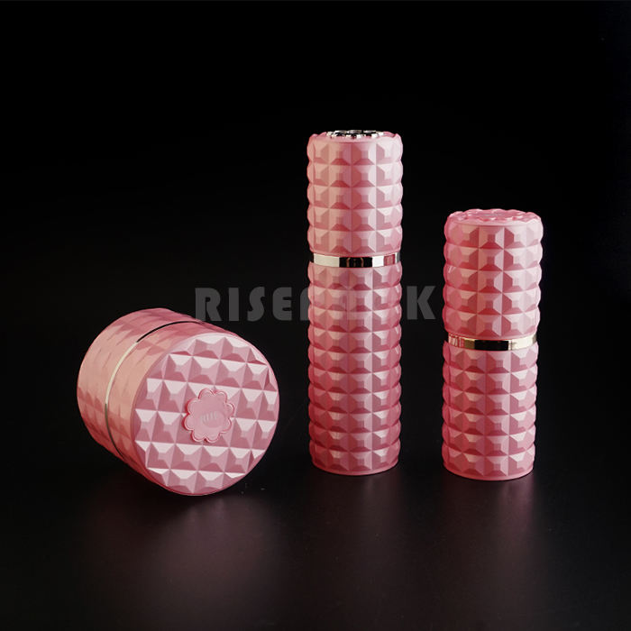 Plastic cosmetics bottle set