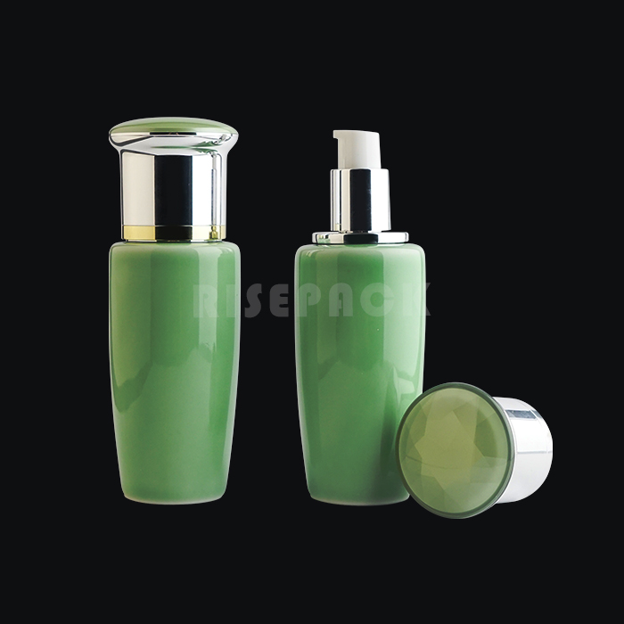 Cosmetic packaging set