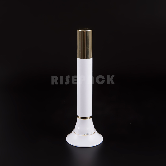 Circular Airless Syringe bottle